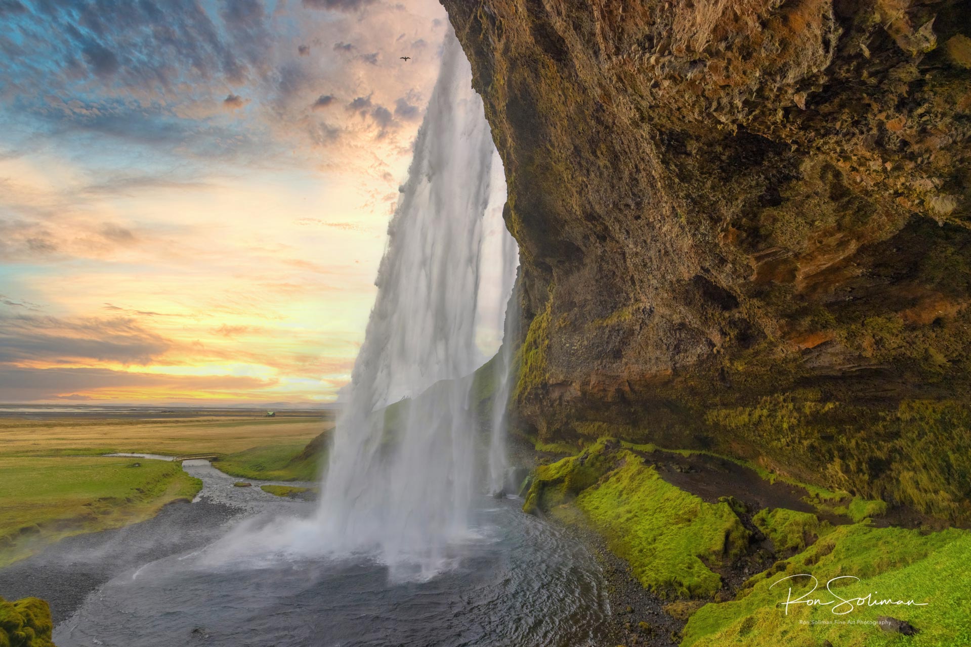 Best Seljalandsfoss falls photos in Iceland