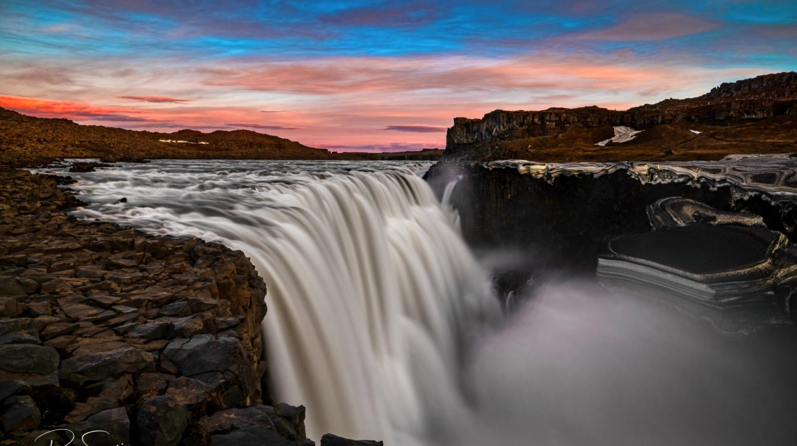 Best DETTIFOSS Iceland photos